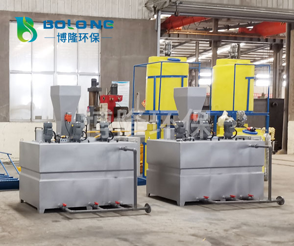 PAM三槽連續(xù)溶藥機(jī)