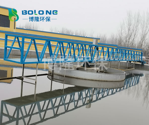 周邊傳動(dòng)刮吸泥機(jī)