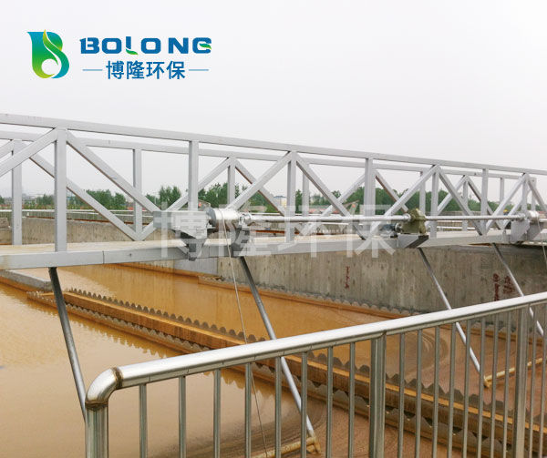 提耙式刮泥機(jī)